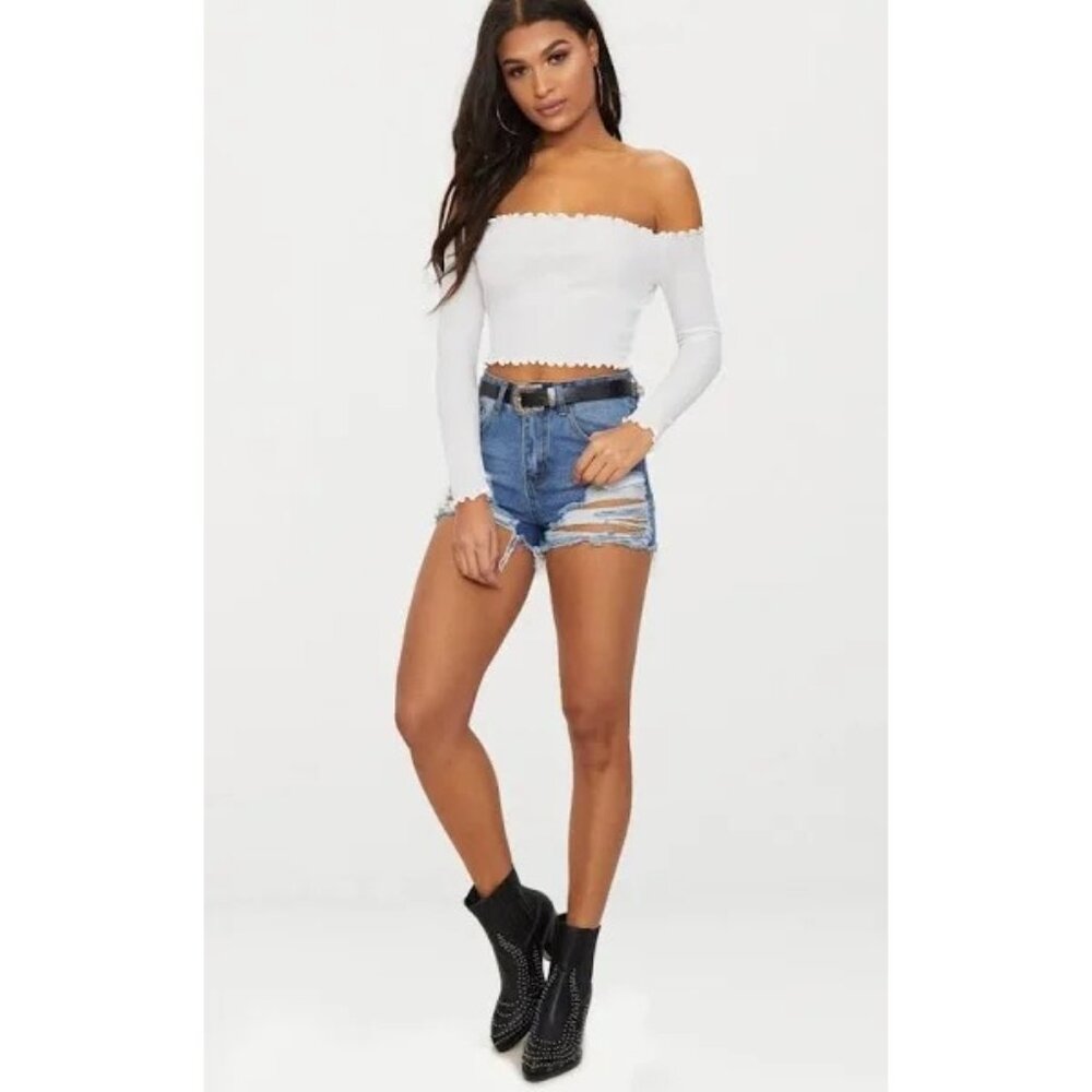 Pretty Little Thing White Long Sleeve Off Shoulder Ribbed Lettuce Hem Crop Top - Picture 9 of 10